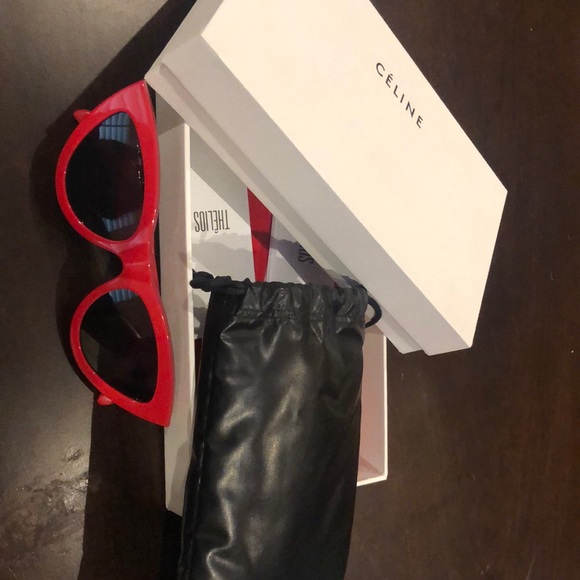 Celine CL40019I Women's Cat-Eye Sunglasses in red - Picture 7 of 7